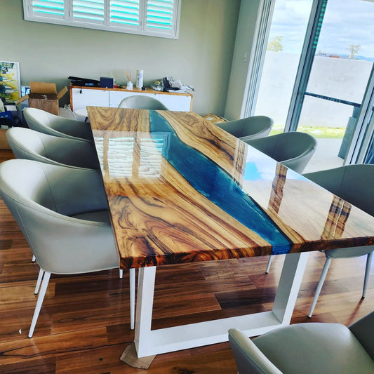 River Resin Dining Table – Rosewood & Epoxy Elegance (Seats 6)